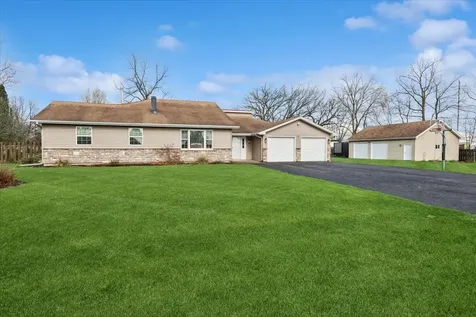 2 Division Street Bristol IL 60512