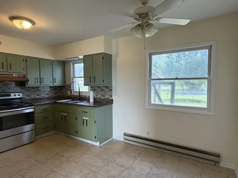 419 East Cleveland Street Cullom IL 60929