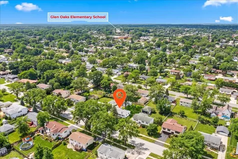 8766 South 83rd Court Hickory Hills IL 60457