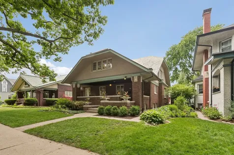 639 South Elmwood Avenue Oak Park IL 60304