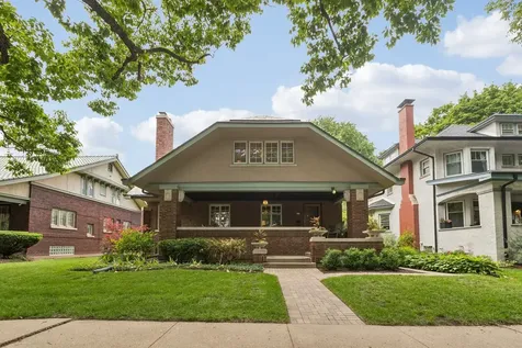 639 South Elmwood Avenue Oak Park IL 60304