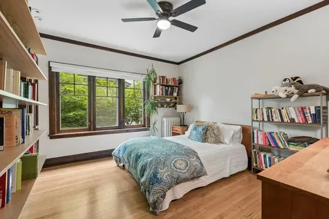 639 South Elmwood Avenue Oak Park IL 60304