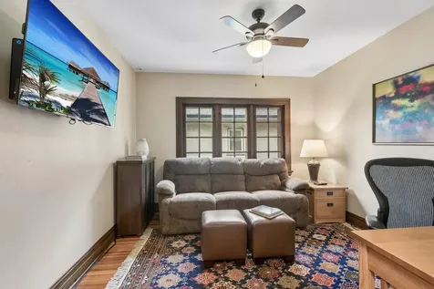 639 South Elmwood Avenue Oak Park IL 60304