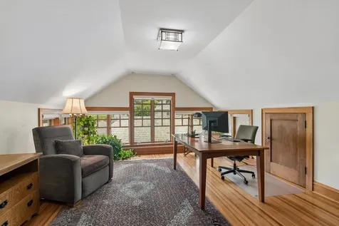 639 South Elmwood Avenue Oak Park IL 60304