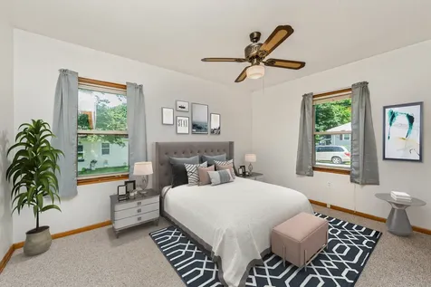 319 North Lord Avenue Carpentersville IL 60110