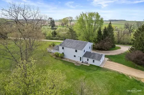 101 Lakeside Drive Dixon IL 61021