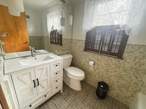 609 Moss Place Dixon IL 61021