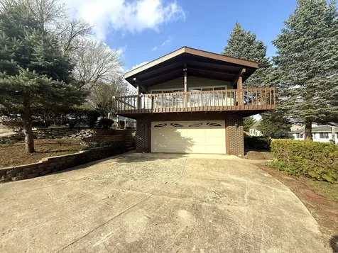 609 Moss Place Dixon IL 61021