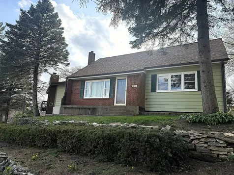 609 Moss Place Dixon IL 61021