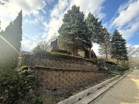 609 Moss Place Dixon IL 61021