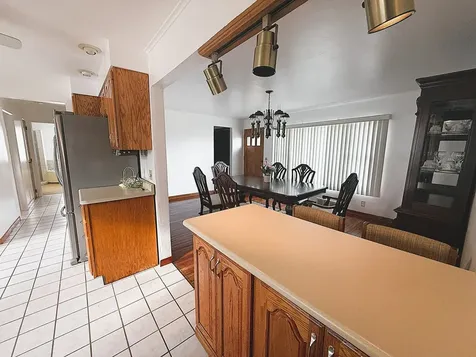 609 Moss Place Dixon IL 61021