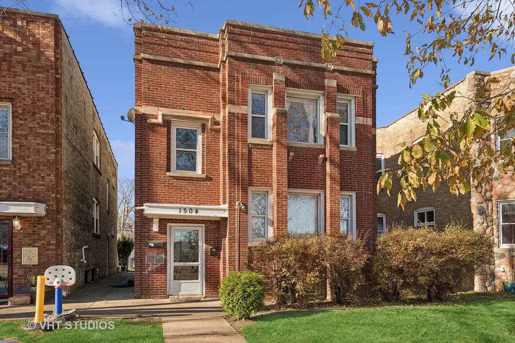1504 Pitner Avenue Evanston IL 60201
