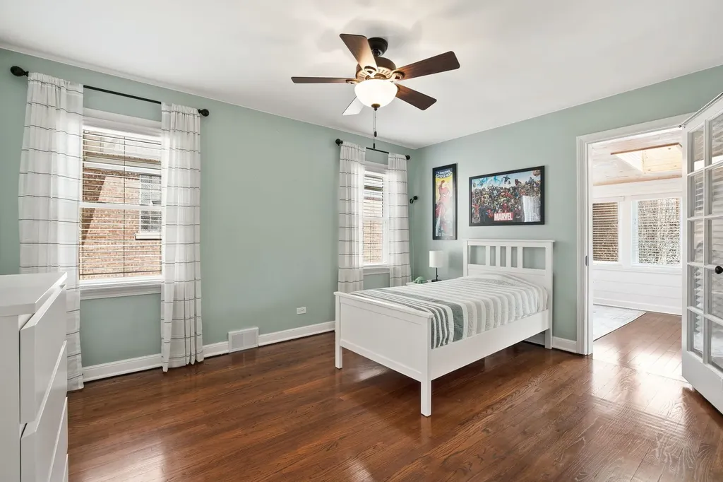 6039 North Richmond Street Chicago IL 60659