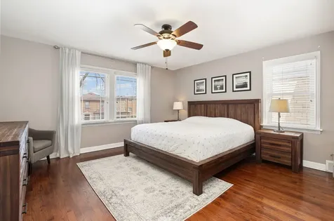6039 North Richmond Street Chicago IL 60659
