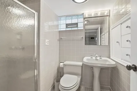 6039 North Richmond Street Chicago IL 60659