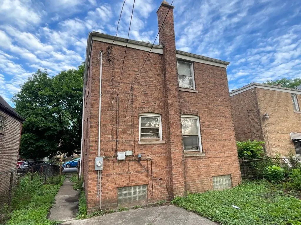 12469 South Wabash Avenue Chicago IL 60628