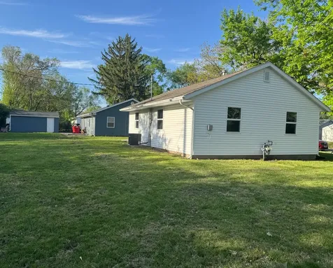 1320 Hedge Road Champaign IL 61821