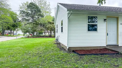 1320 Hedge Road Champaign IL 61821