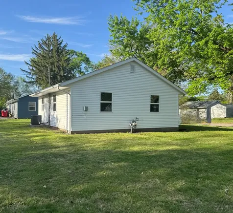 1320 Hedge Road Champaign IL 61821