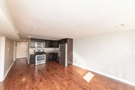 5344 West Eddy Street Chicago IL 60641
