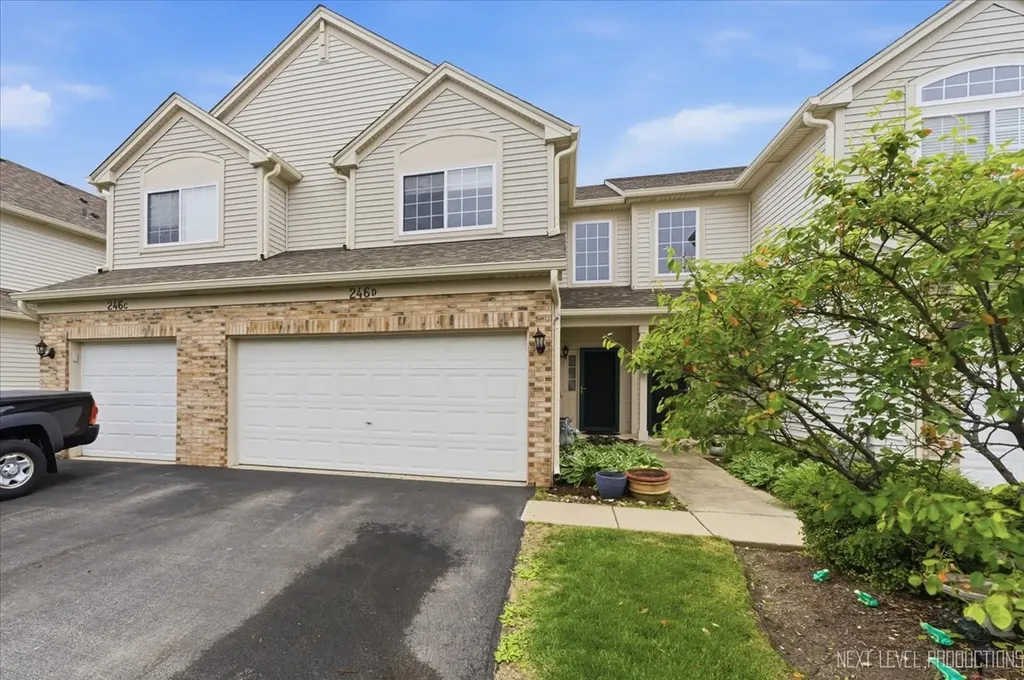 246 Nicole Drive South Elgin IL 60177