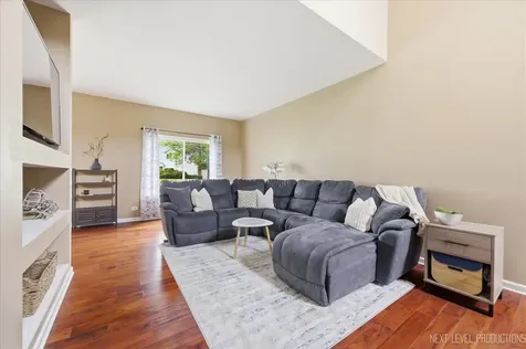 246 Nicole Drive South Elgin IL 60177