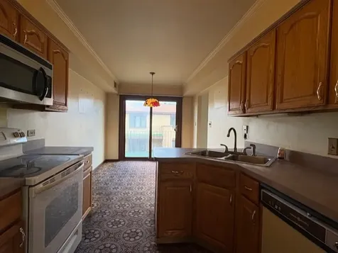 10355 Parkside Avenue Oak Lawn IL 60453