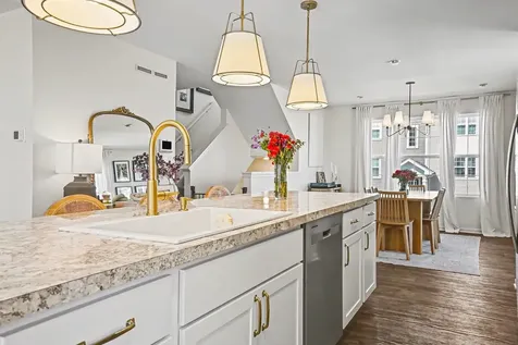 854 Briar Glen Court Hampshire IL 60140