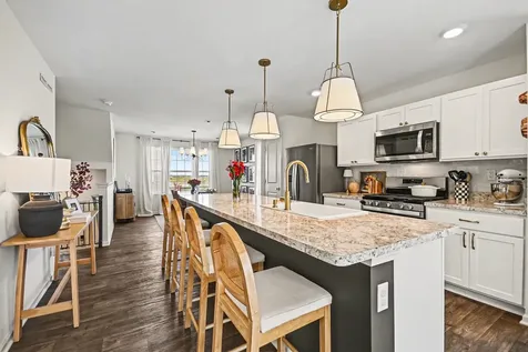 854 Briar Glen Court Hampshire IL 60140