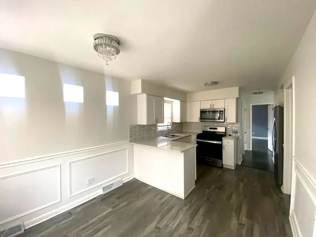 7955 South Wentworth Avenue Chicago IL 60620