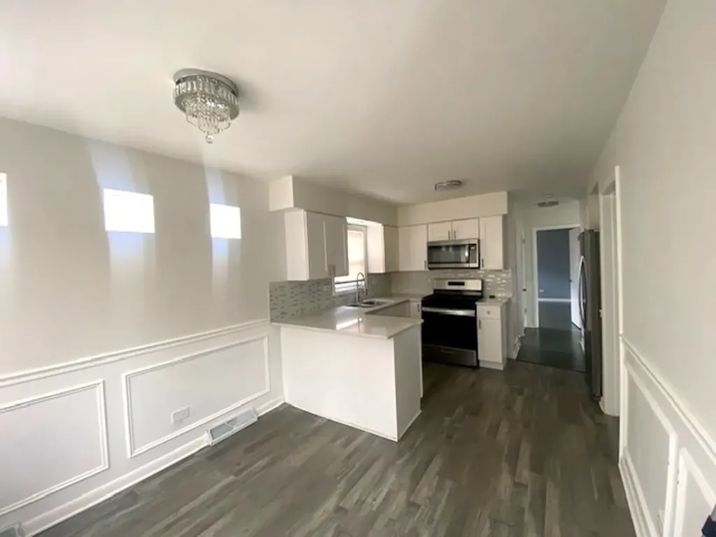 7955 South Wentworth Avenue Chicago IL 60620