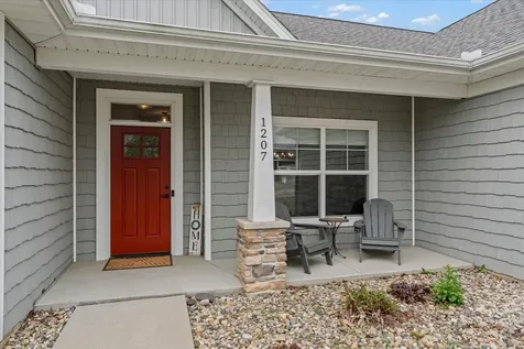 1207 Morningside Lane Mahomet IL 61853