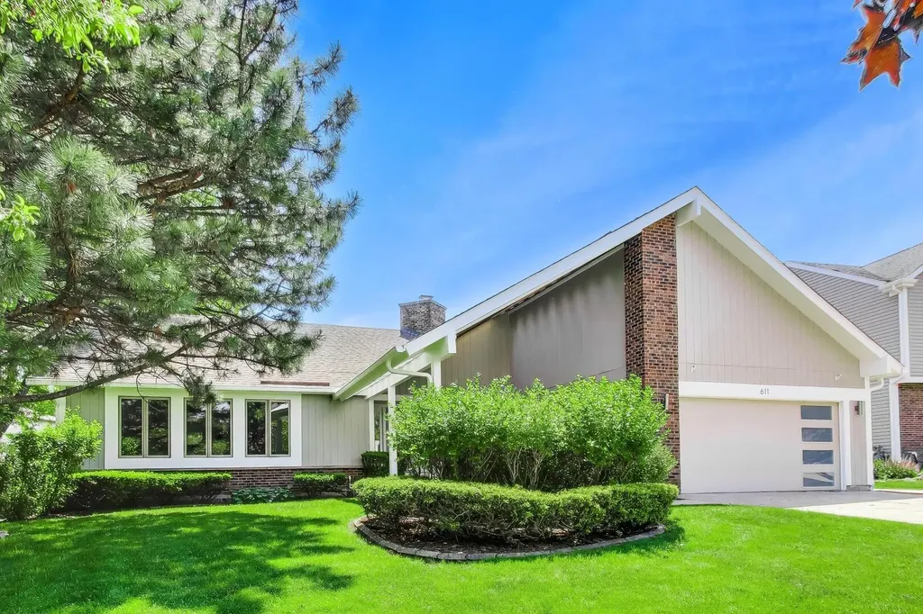 611 West Whiting Lane Arlington Heights IL 60004