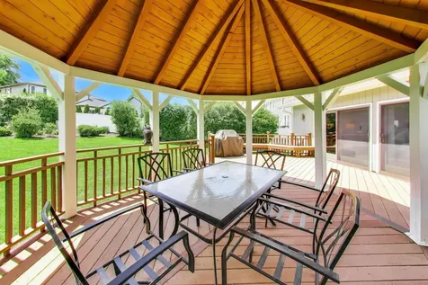 611 West Whiting Lane Arlington Heights IL 60004