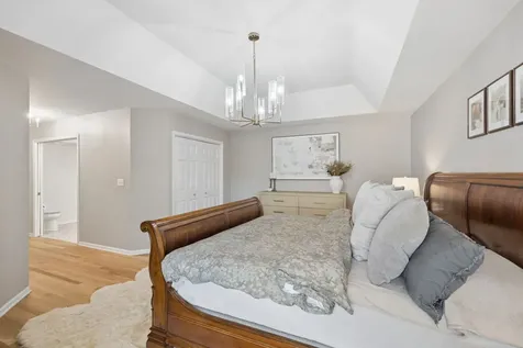 11133 Indian Woods Drive Indian Head Park IL 60525