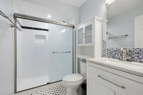 11133 Indian Woods Drive Indian Head Park IL 60525