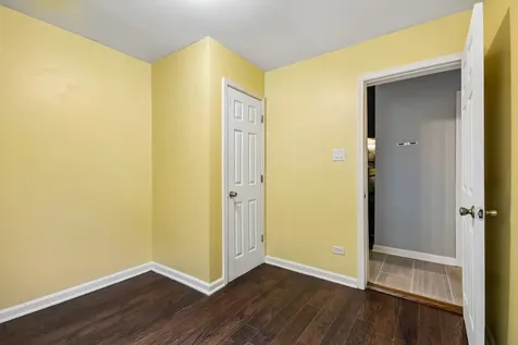 8756 South Exchange Avenue Chicago IL 60617