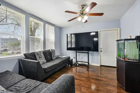 8756 South Exchange Avenue Chicago IL 60617