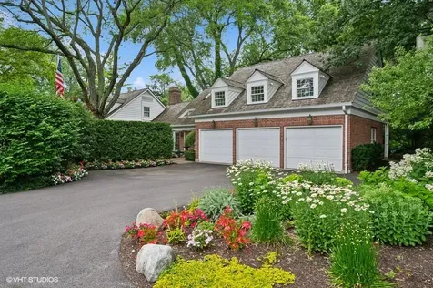 92 Indian Hill Road Winnetka IL 60093