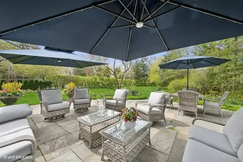 92 Indian Hill Road Winnetka IL 60093