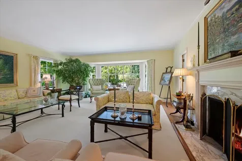 92 Indian Hill Road Winnetka IL 60093