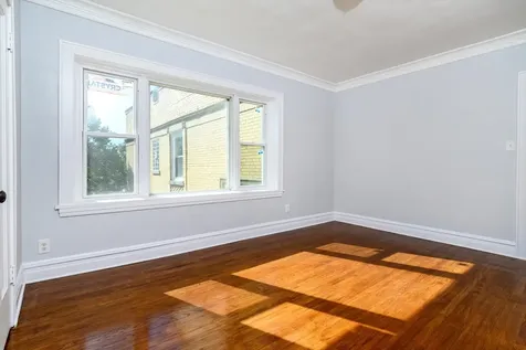 646 West 35th Street Chicago IL 60616