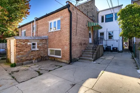 646 West 35th Street Chicago IL 60616