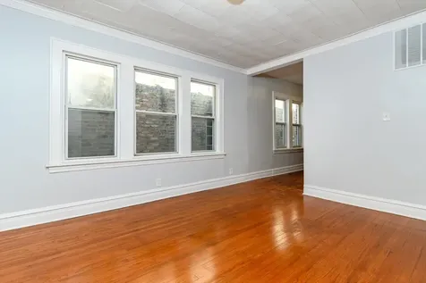 646 West 35th Street Chicago IL 60616