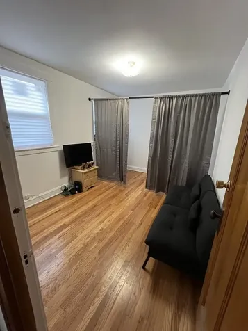 5133 West Wrightwood Avenue Chicago IL 60639