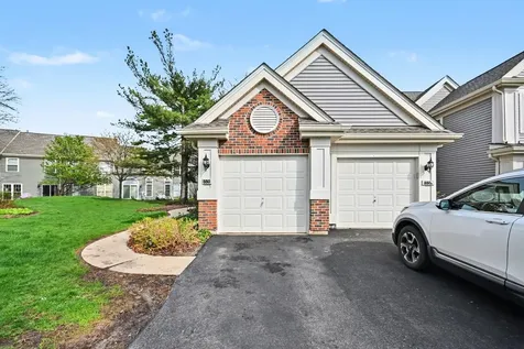 850 Spring Creek Court Elk Grove Village IL 60007