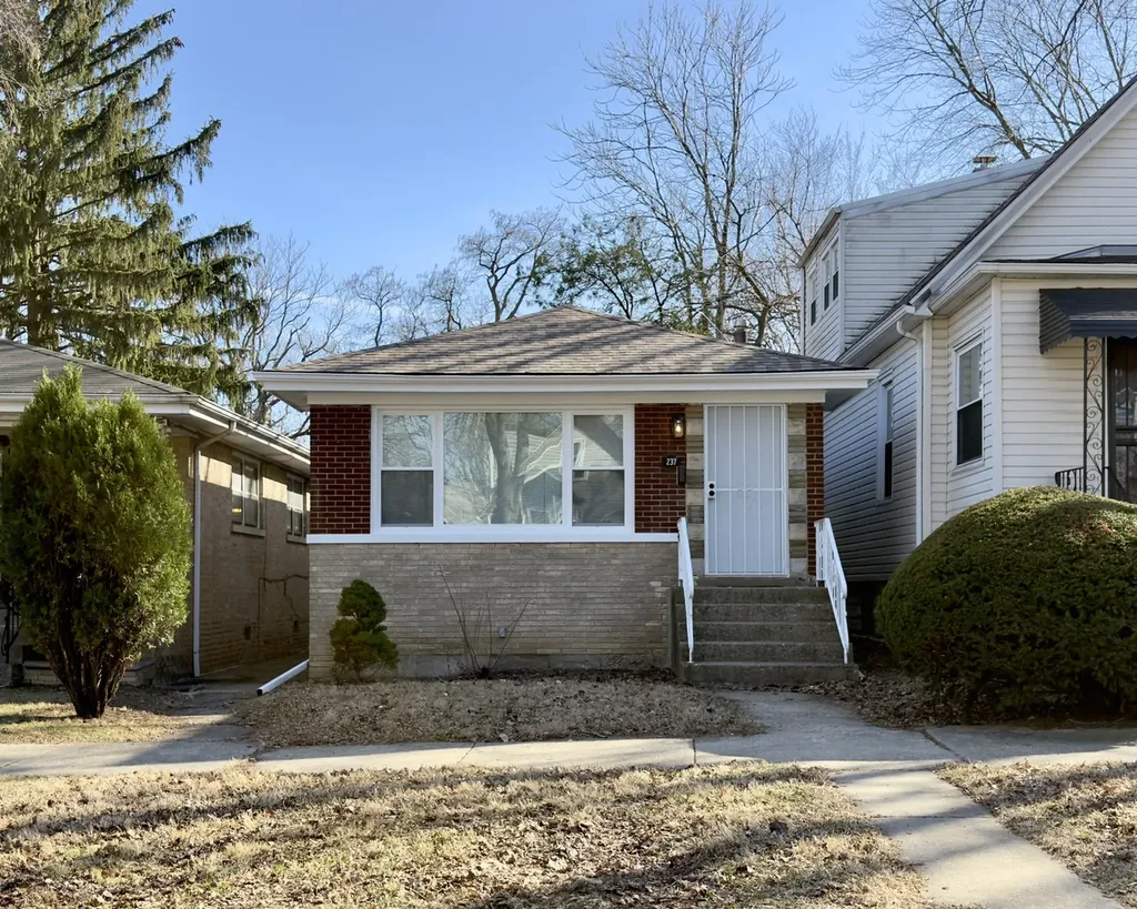237 West 117th Street Chicago IL 60628