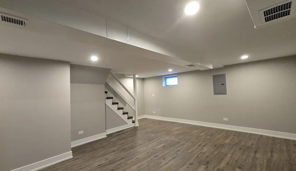 237 West 117th Street Chicago IL 60628