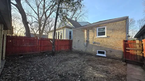 237 West 117th Street Chicago IL 60628