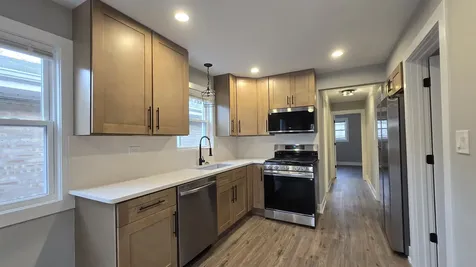237 West 117th Street Chicago IL 60628